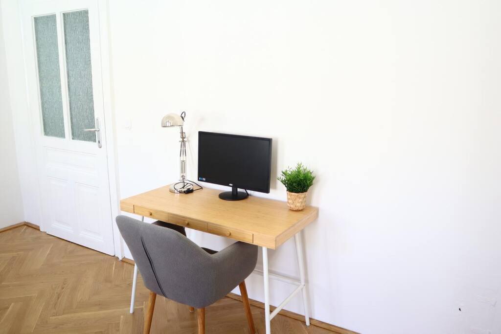 Bloom - Cozy Apartment, 5 Stops To City Center Vienna Exterior photo